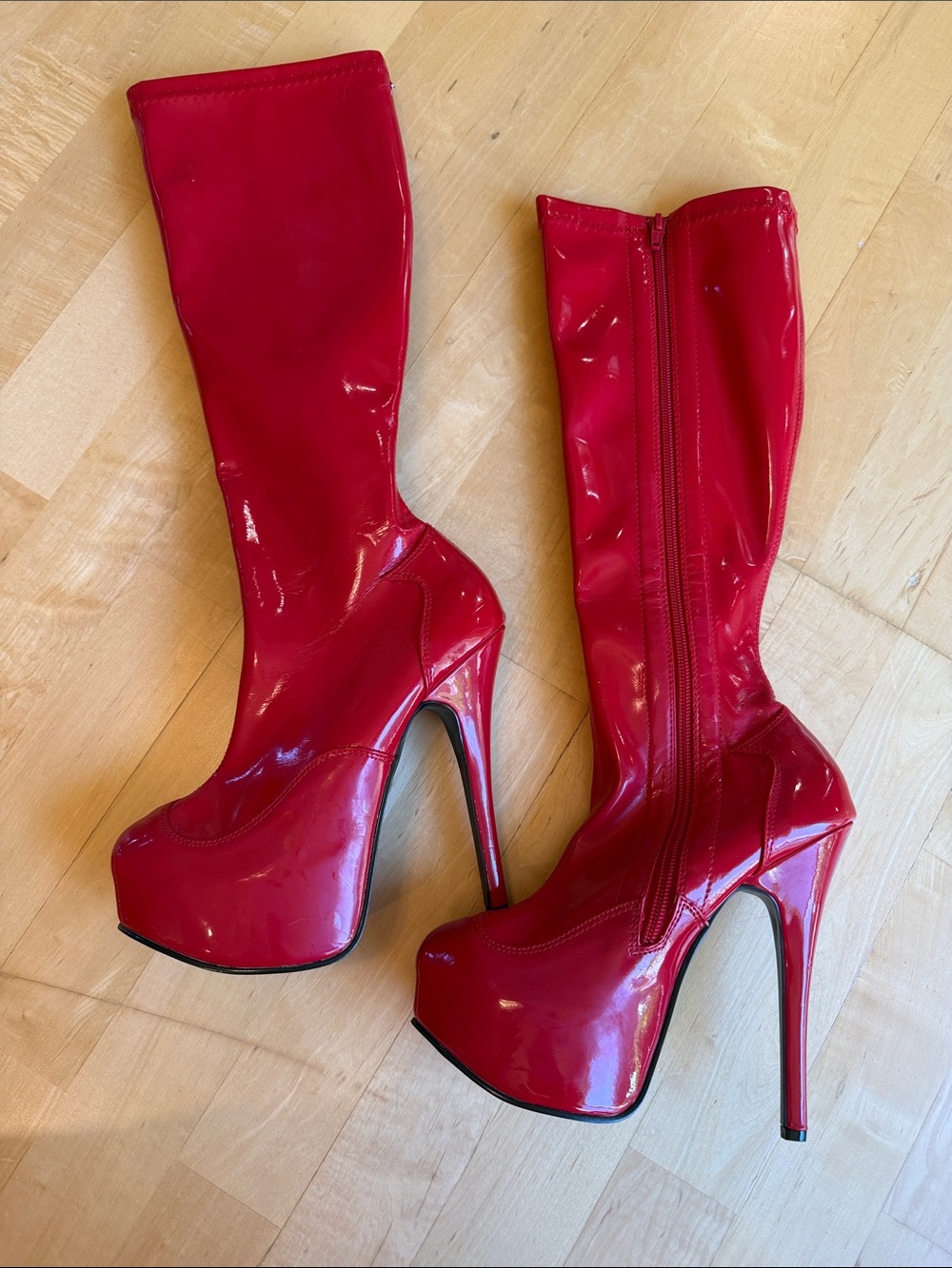 Red Patent fake leather Platform Stiletto Knee-High Boots 7 6” 1.5” heel